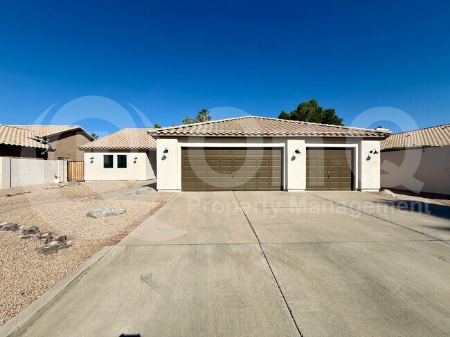 Foto del edificio - 841 N Los Altos Dr