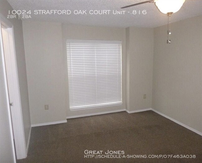Foto del edificio - 10024 Strafford Oak Ct