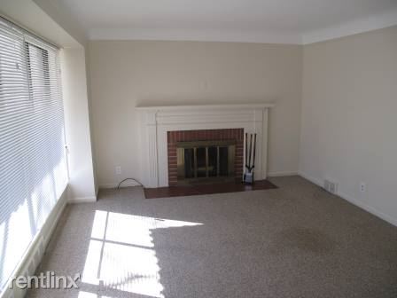 Foto del edificio - 23302 Hollander St