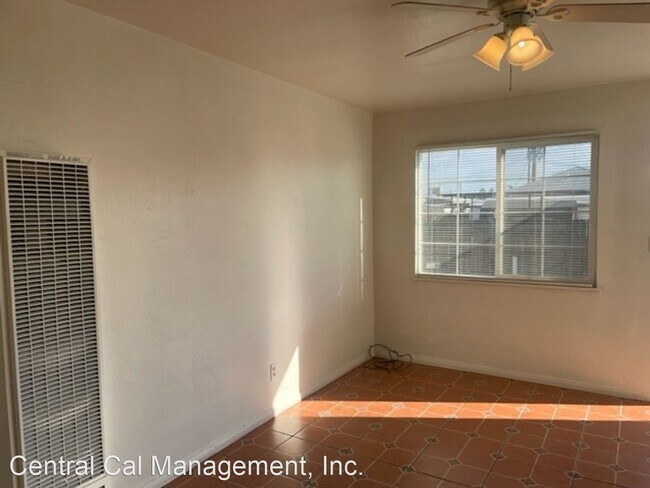 Building Photo - 2 br, 1 bath House - 1929-1/2 South J St