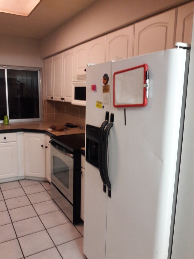 Building Photo - 7956 LASALLE BLVD