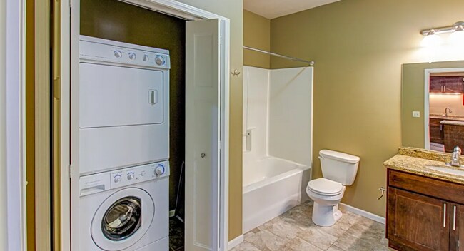 Foto del edificio - 7442 S Louise Ave