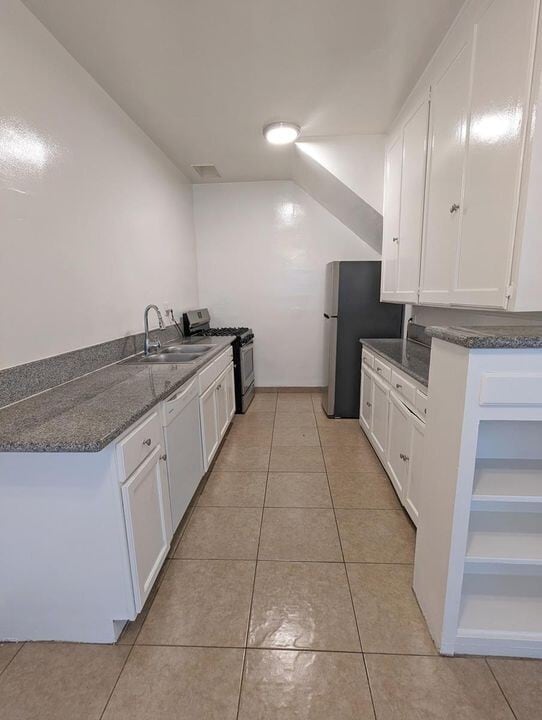 Foto del edificio - 1200 N Gardner St