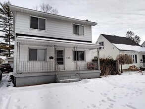 Building Photo - 945 Admiral Ave