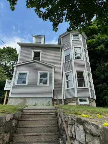 Photo - 301 E Main St House