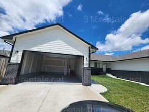 5267 N Toben Ct