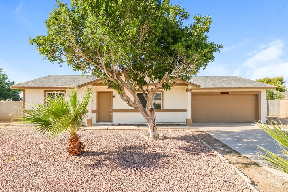 Foto principal - 9922 N 88th Ave