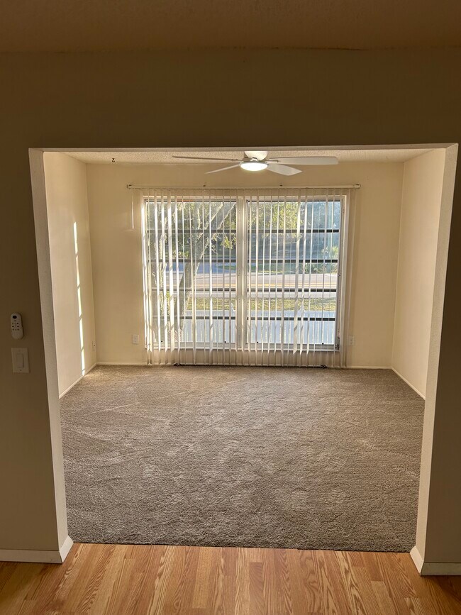 Foto del edificio - 4026 Passport Ln