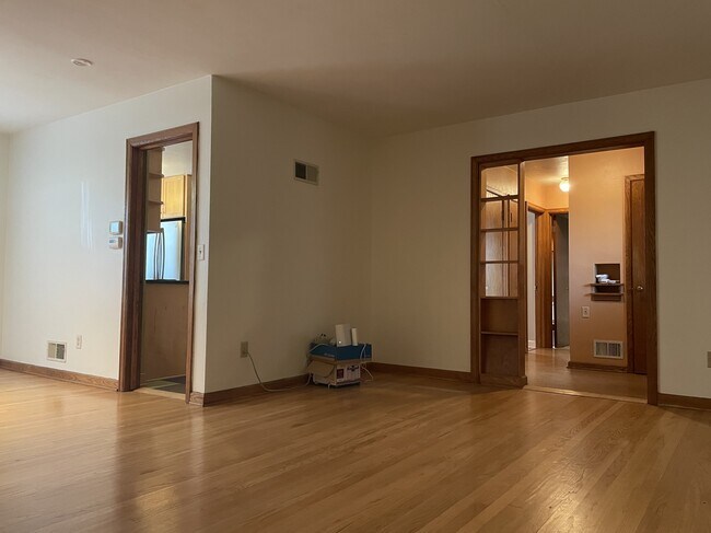 Foto del edificio - 4120 Jerome St