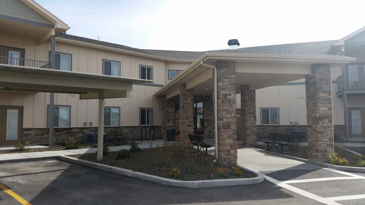 Primary Photo - Kinsale Place Senior Apartments