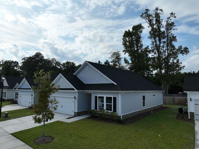 Building Photo - 1076 Moen Lp