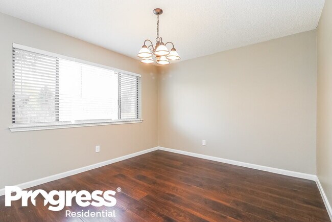 Foto del edificio - 4213 Claremont Dr