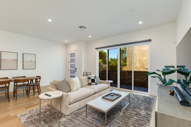 Foto del edificio - 5151 N 13th Pl