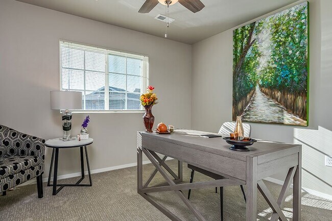 Foto del edificio - THE CROSSROAD COMMONS