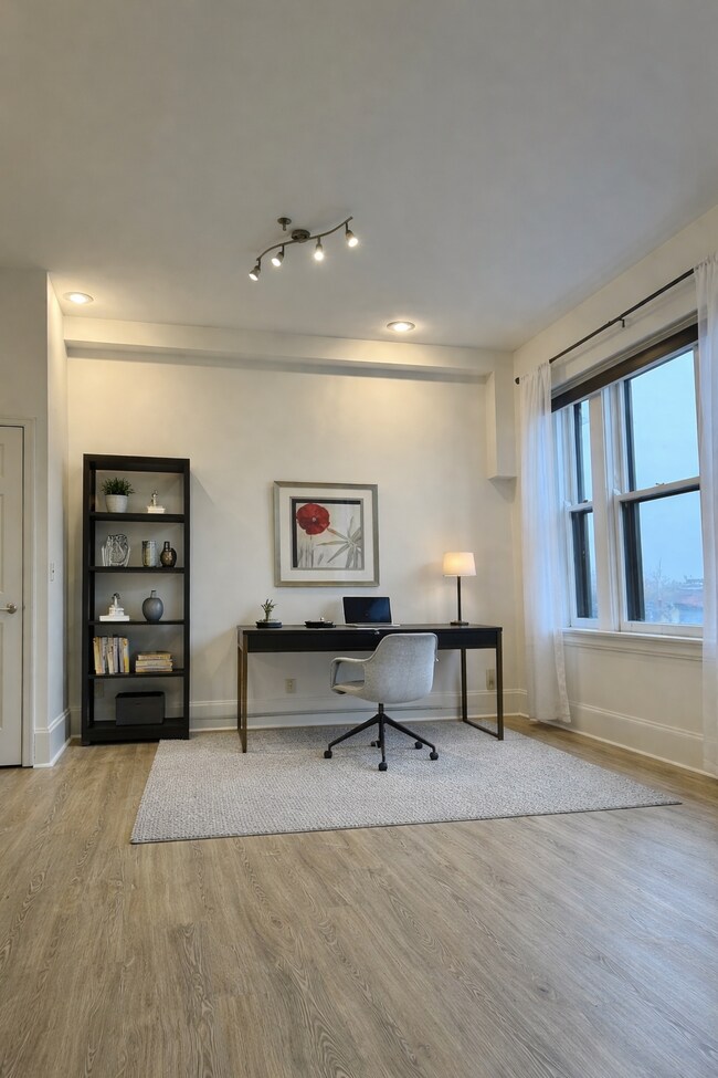 Foto del edificio - 803 E 6th St