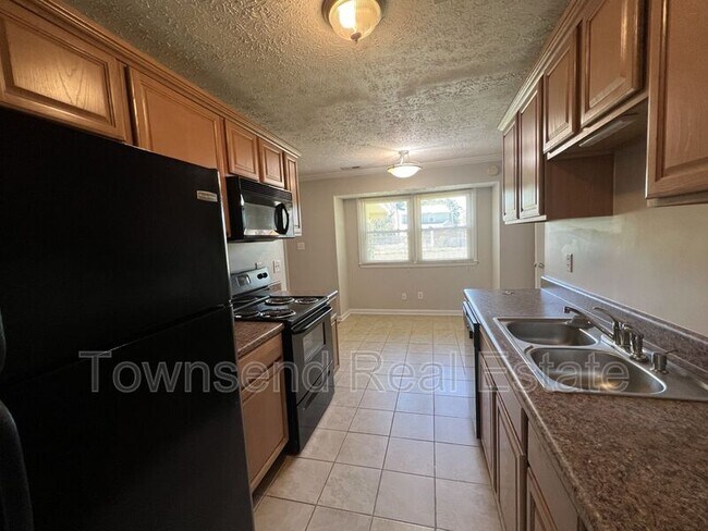 Foto del edificio - 7143 Stoney Point Rd