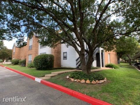 Building Photo - 2 br, 2 bath Condo - 1311 Sir Winston #508