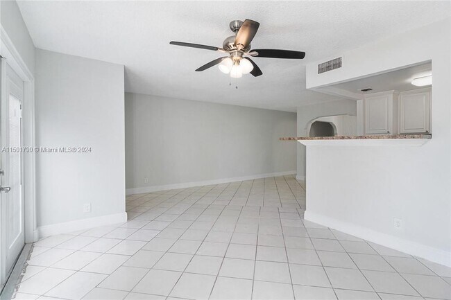 Foto del edificio - 2203 NW 55th Terrace