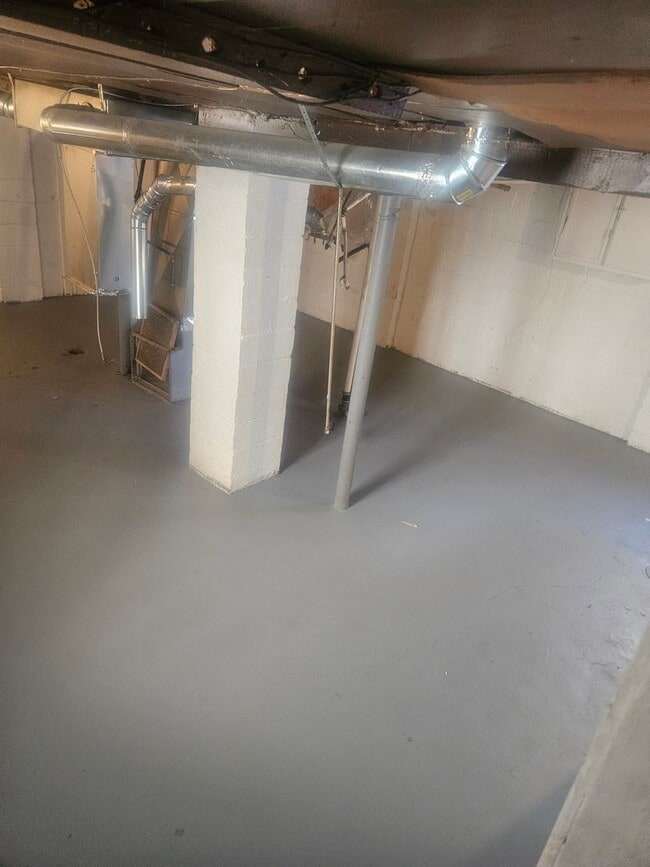 Building Photo - 16197 Steel St