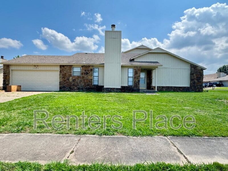 Primary Photo - 13002 E 39th St