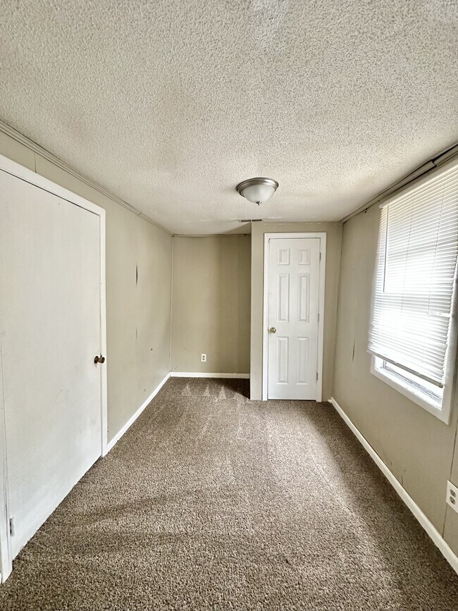 Foto del edificio - 10 Center St