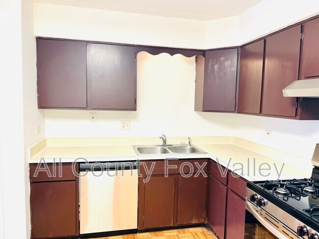 Foto del edificio - 264 E Bailey Rd