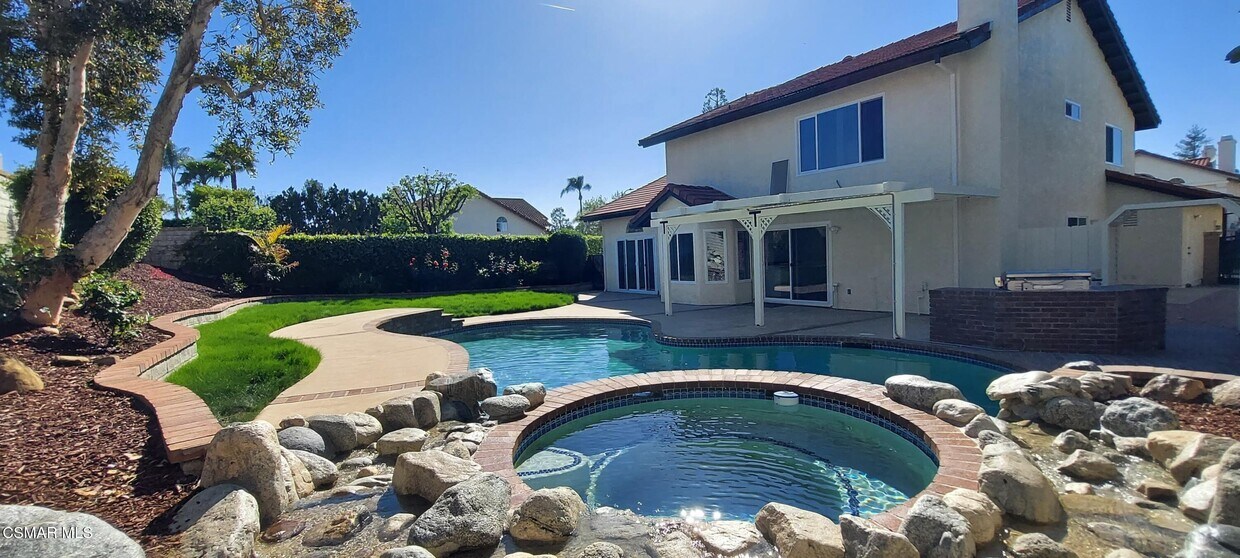 Foto principal - 748 Azure Hills Dr