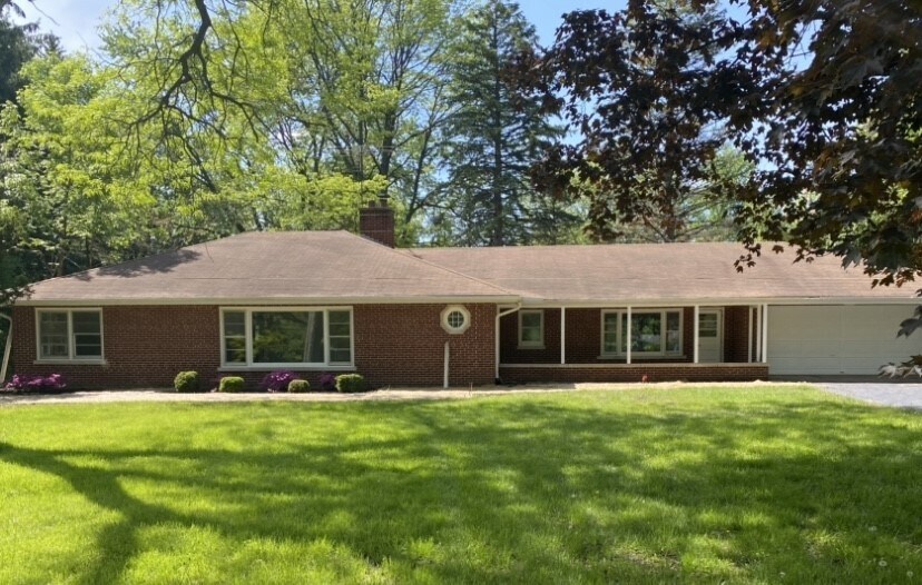915 W Everett Rd, Lake Forest, IL 60045 House Rental in Lake Forest