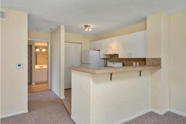Building Photo - 1749 Village Blvd