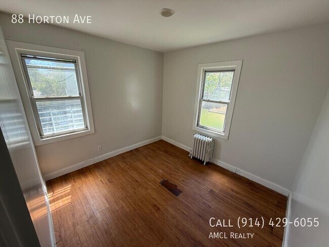 Foto del edificio - 88 Horton Ave