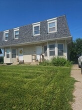 Building Photo - 5422 N Linwood Ave