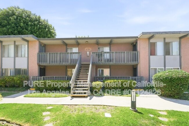 Photo - 1111 Sepulveda Blvd House