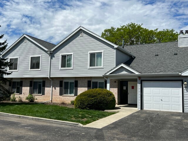 Foto principal - 7020 Brighton Ct