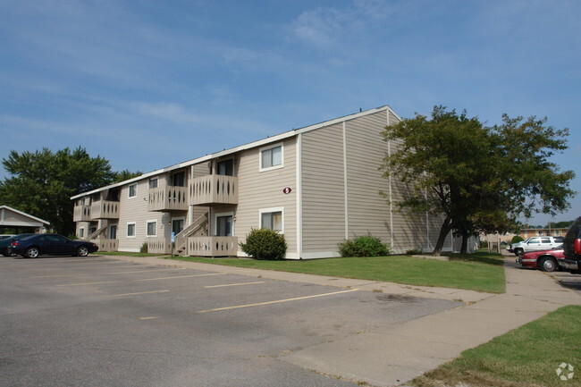 Sugar Creek - Sugar Creek Apartments