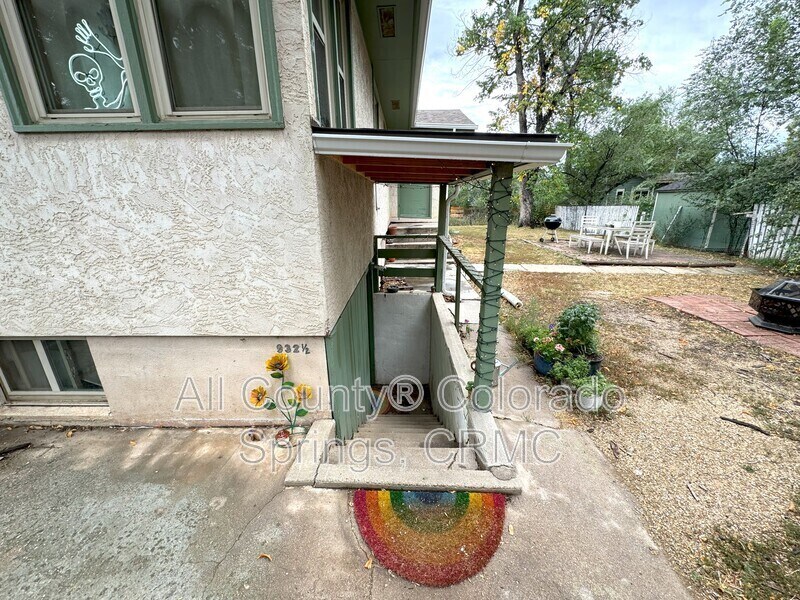 Foto del edificio - 932 1/2 Cheyenne Blvd