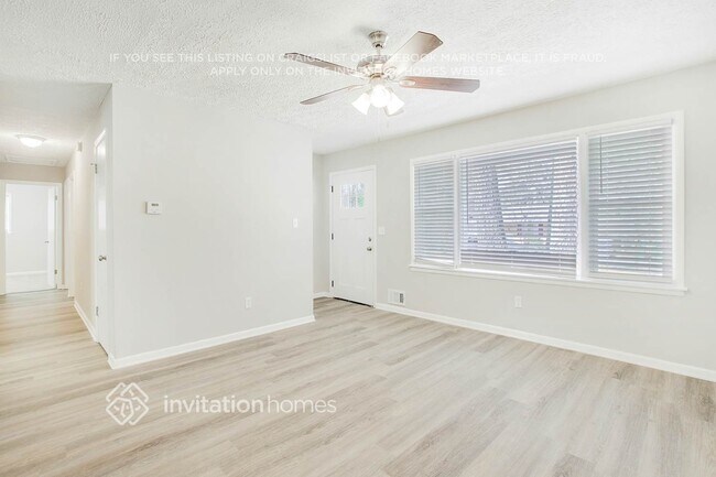 Foto del edificio - 4172 Renfrew Ct SW