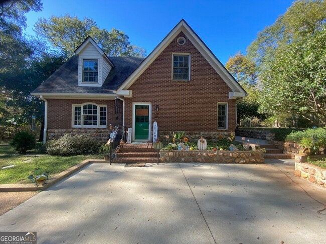 Foto del edificio - 919 Arnold Bottoms Rd