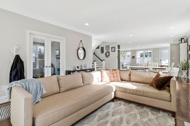 Foto del edificio - 6515 8th St NW