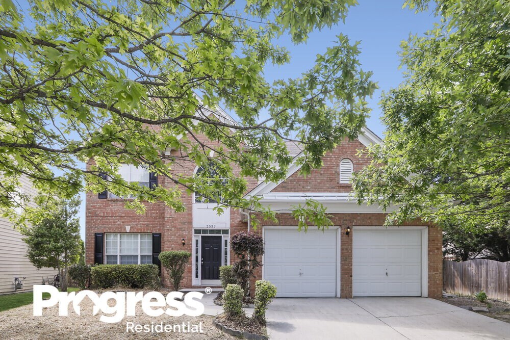 2533 Red Birch Dr, Charlotte, NC 28262 House Rental in Charlotte, NC