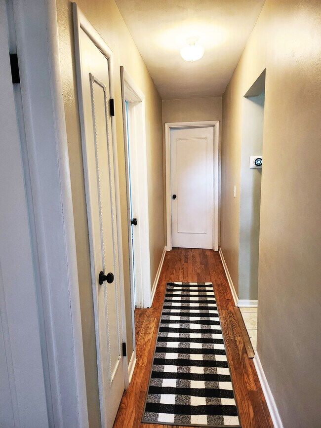 Foto del edificio - 3061 Homewood St SW
