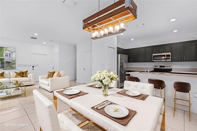 Foto del edificio - 2652 SE 13th St