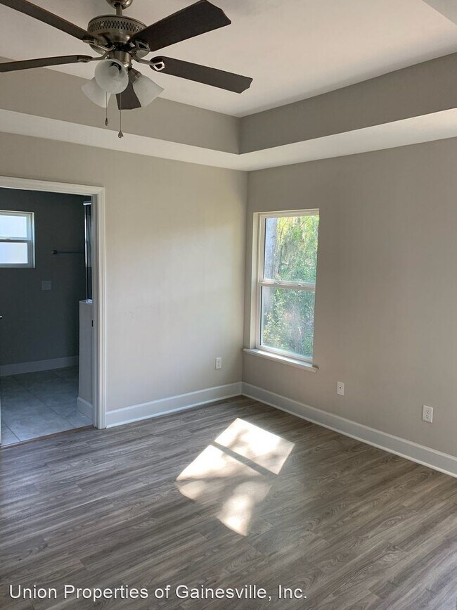 Building Photo - 3 br, 2 bath House - 708 SW 251st Way