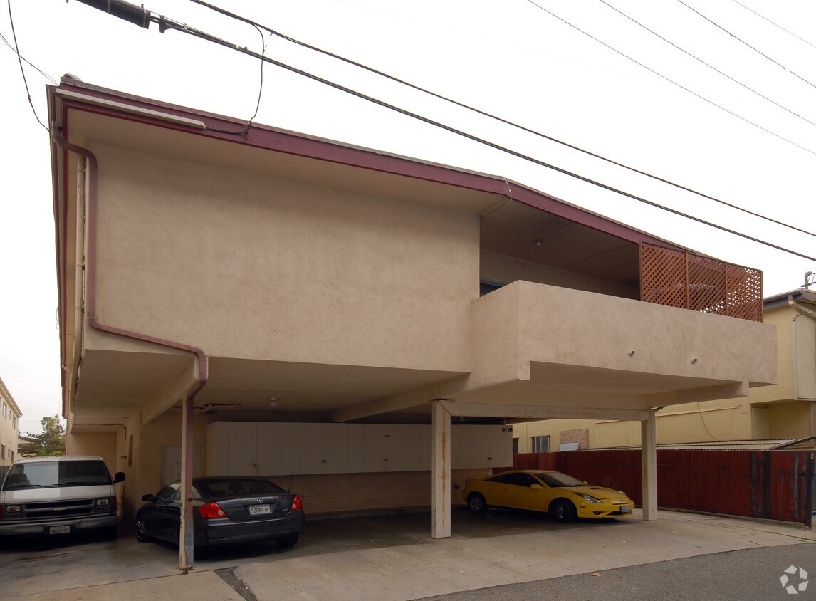 Foto del edificio - 908 11th St