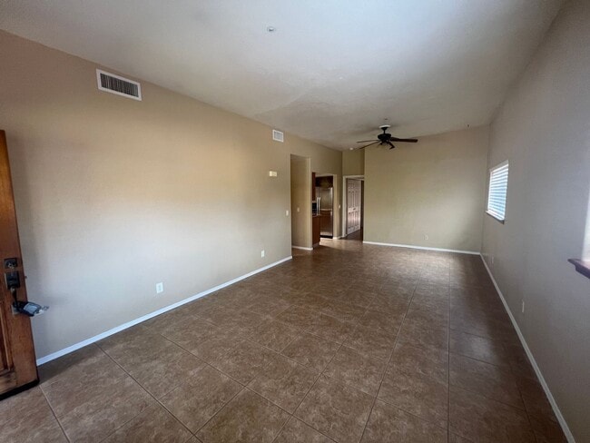 Building Photo - Unfurnished, 1-year long-term rental
