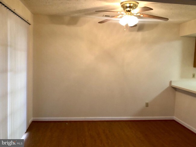Building Photo - 46350 Columbus Dr