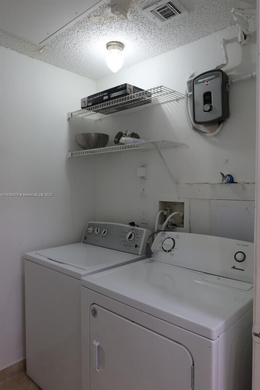 Foto del edificio - 18340 NW 68th Ave