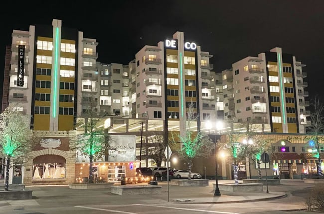 Building Photo - The Deco at Victorian Square