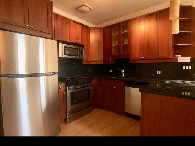 Foto del edificio - 742 St Nicholas Ave