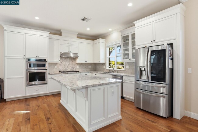 Building Photo - 5043 Ivy Leaf Springs Rd