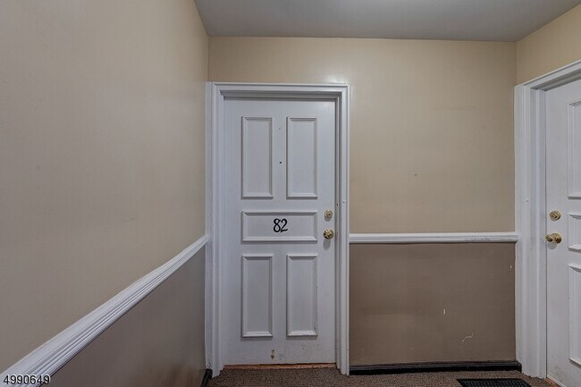 Foto del edificio - 349 Bloomfield Ave